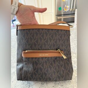 Michael Kors Caramel/Brown Leather Crossbody